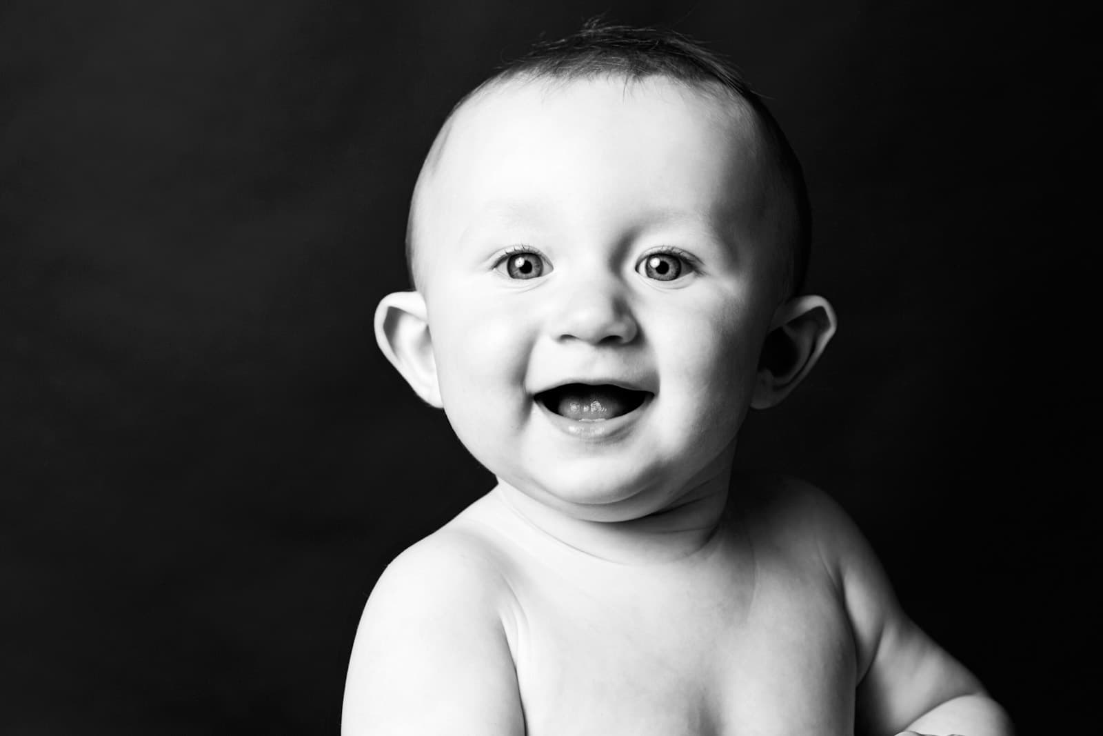 Baby billede i sort/hvid