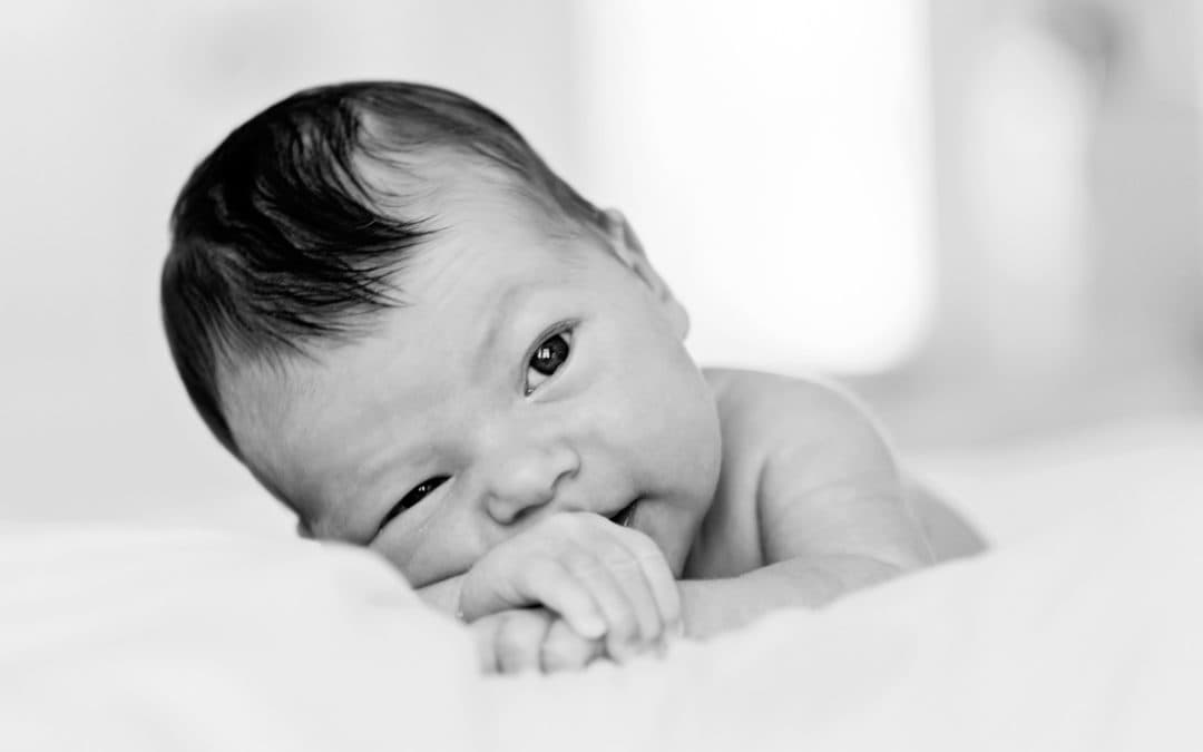 Fotografering af nyfødt baby – en uge gammel